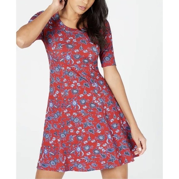 Karen Kane Dresses & Skirts - Karen Kane Women’s A-line Red Paisley Floral Mini Dress Size Medium NWT